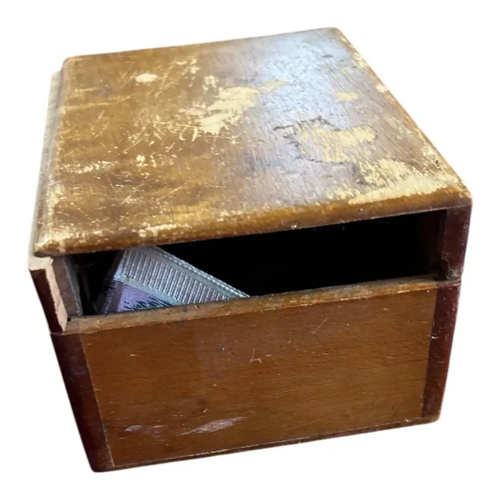 Antique Wood Box Clarks ONT Spool Cotton Advertising Piece Roping Cowboy